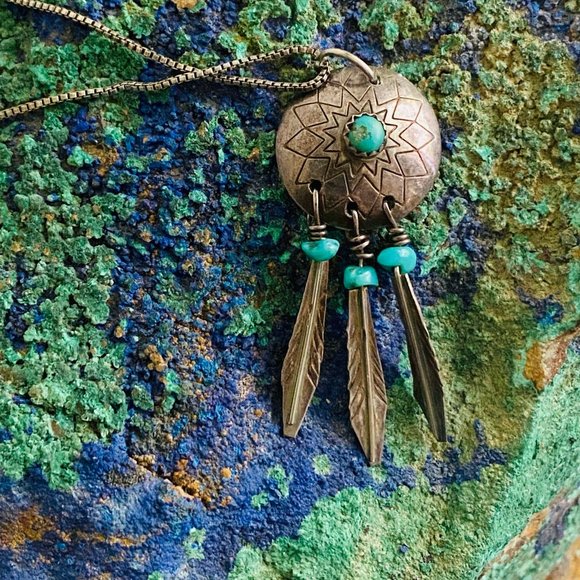Native American Turquoise Dreamcatcher Pendant - Picture 1 of 7